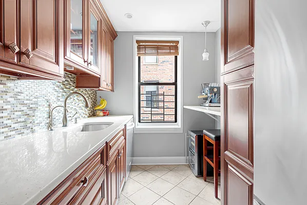 Sold by Compass | media 15