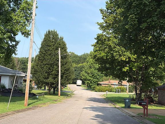 5th image of 8067 Claypool Rd