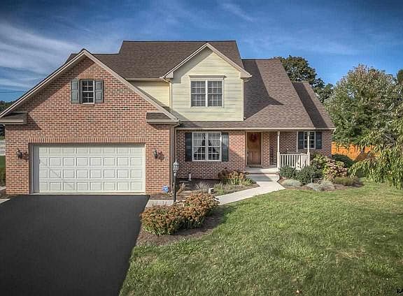 2nd image of 2825 Sunset Dr