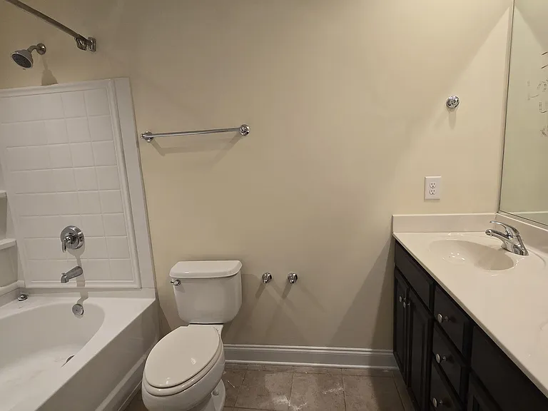 4910 Wyngate Village Dr — Photo 12