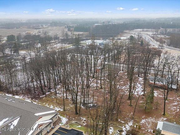 5th image of 2982 E Coleman Rd