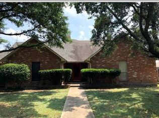 10316 Bernardin Cir, Dallas, TX 75243