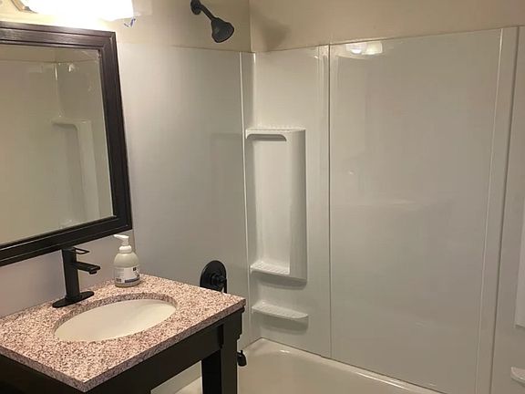 Unit Photo