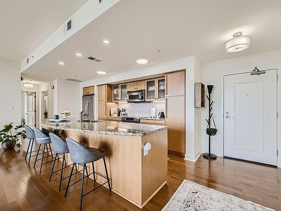 3rd image of 675 President St Unit 1506