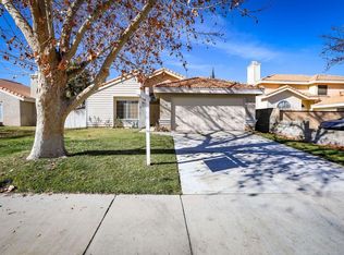 44823 Fenhold St, Lancaster, CA 93535