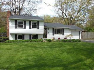 6223 Kirkwall St, Madison, OH 44057