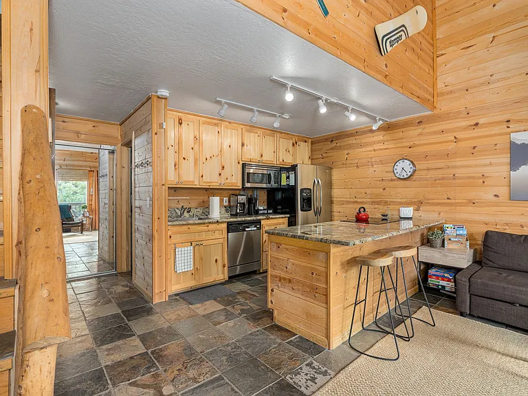 115 Tramway Dr — Photo 38