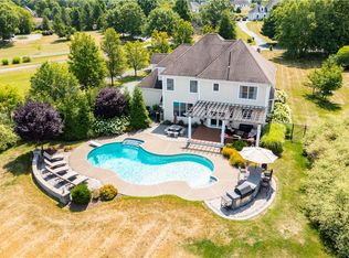 42 Wintergreen Pl, Hopewell Junction, NY 12533