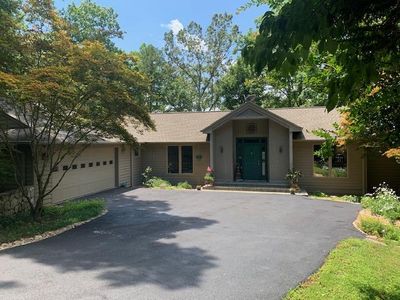 308 Island Pointe Ln, Moneta, VA, 24121