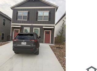 7207 Magnolia Vlg #101, San Antonio, TX 78252