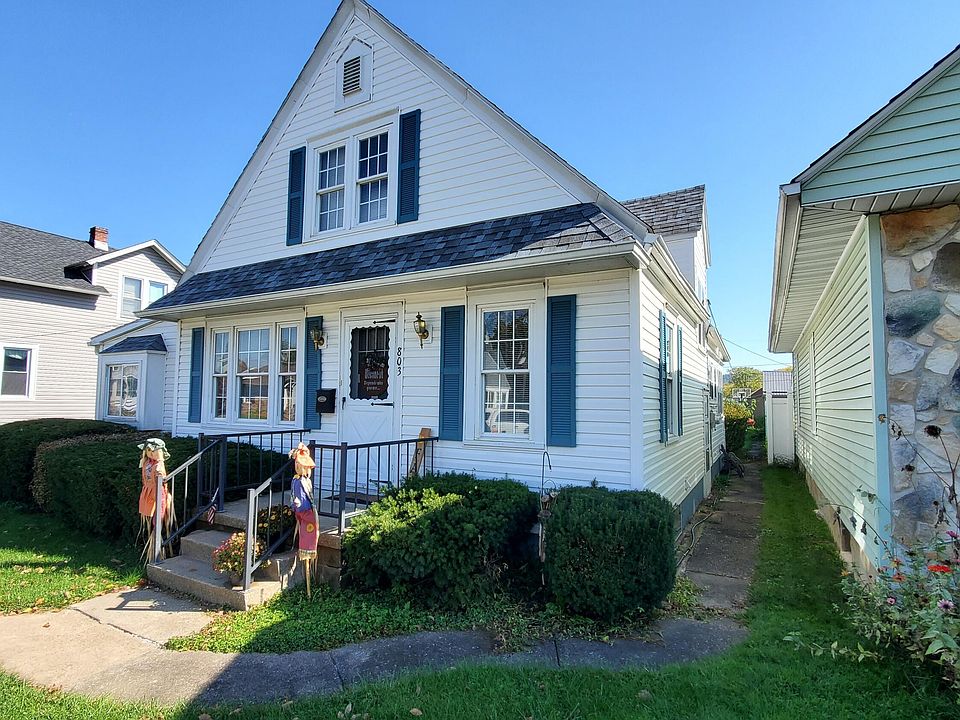 1st image of 803 Orange St
