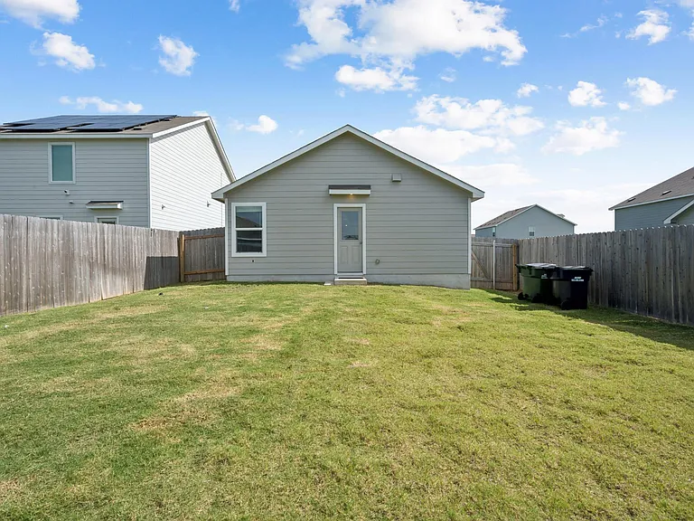 505 Sergeant Murphy Rd — Photo 15