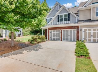 264 Parc View Ln, Woodstock, GA 30188