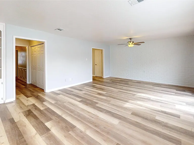 14147 Misty Meadow Ln — Photo 5