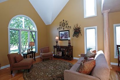 2nd image of 776 Waterside Dr