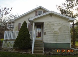 23184 Riley Rd, Lakeville, IN 46536