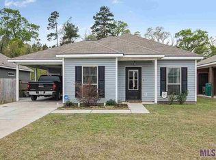 10820 Field Pointe Dr, Denham Springs, LA 70726