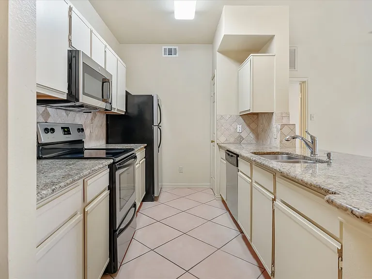 2524 Preston Rd #1203 — Photo 4