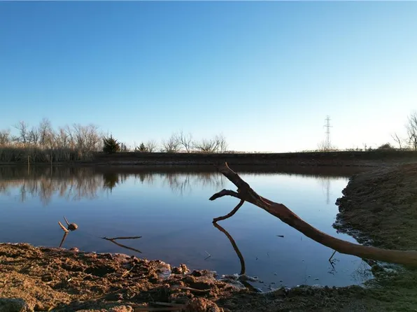 130 Road, Perry, OK 73077