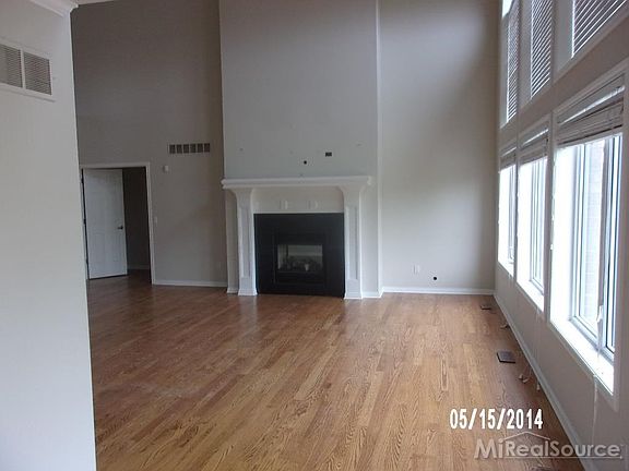 3rd image of 47331 Caylee Dr