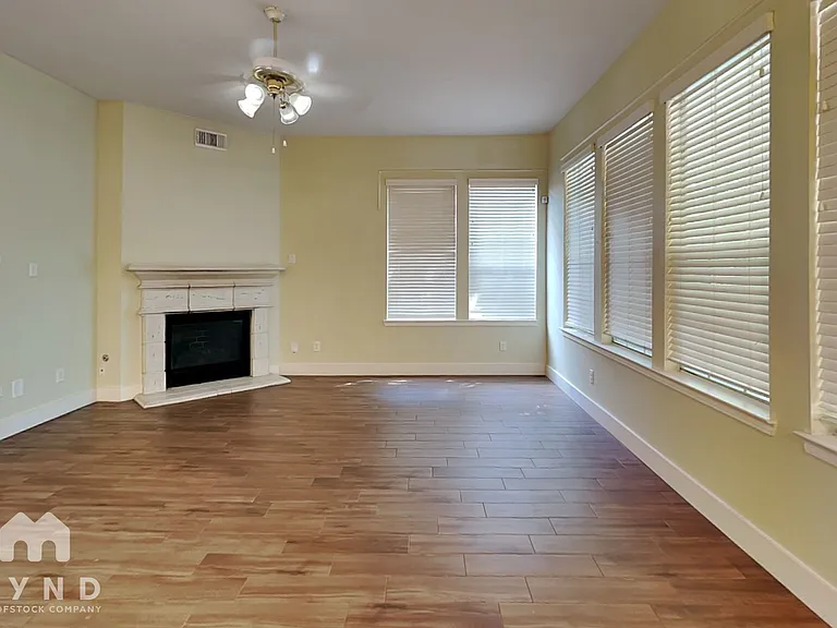6231 Borg Breakpoint Dr — Photo 2