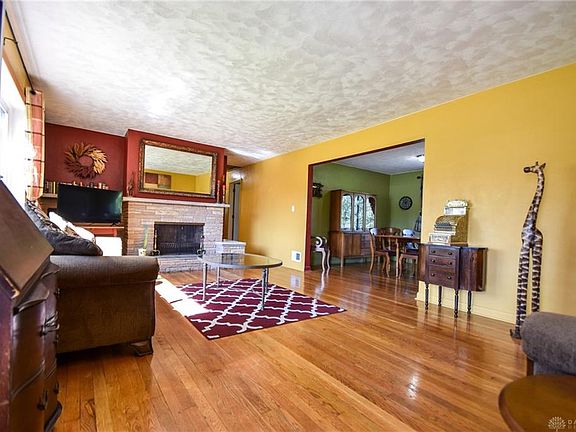 5th image of 3807 Reinwood Dr
