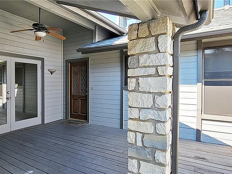 8900 Mariscal Canyon Dr — Photo 4