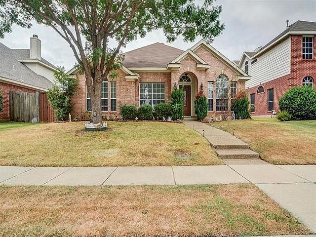 1st image of 1208 Taylor Ln