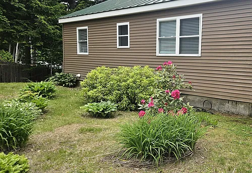 93 Lakeside Dr Photo 1