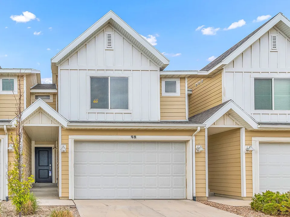 98 E Harmony Ct