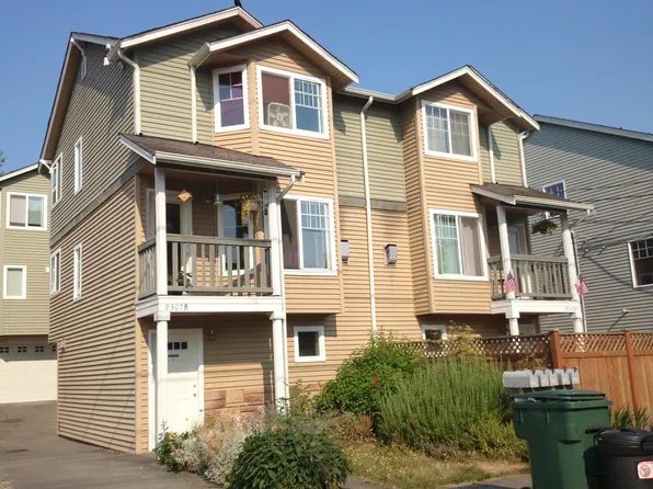 9307 Linden Ave N, Seattle, WA 98103