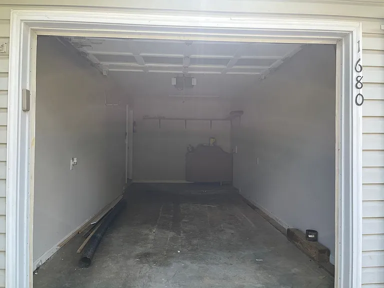 1680 Sleepy Hollow Rd — Photo 31