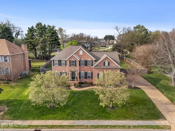 12949 Orchard Crossing Ln, Knoxville, TN 37934