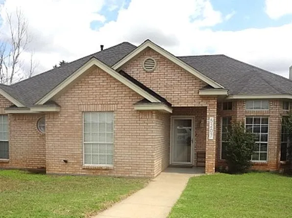 5207 Hooper Dr, Wichita Falls, TX 76306