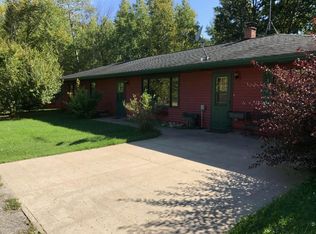 49523 320th St, Salol, MN 56756