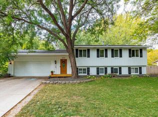 10530 104th Ave N, Maple Grove, MN 55369