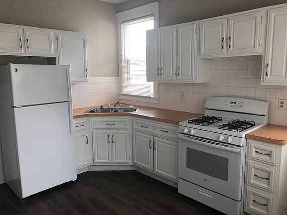 5th image of 3824 Spokane Ave