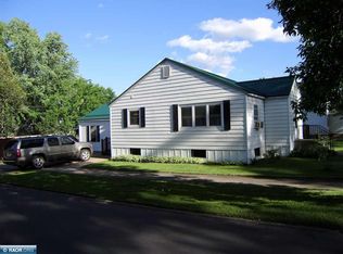 2602 5th Ave E, Hibbing, MN 55746