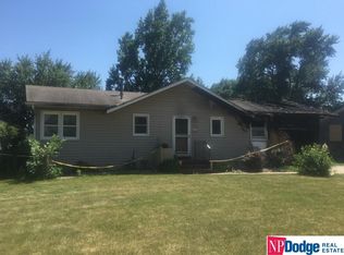 1511 W 10th St, Fremont, NE 68025