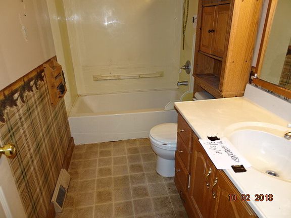 5th image of 1145 S Park Ave