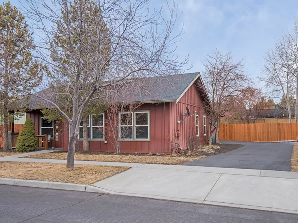 61278 Sunflower Ln, Bend, OR 97702
