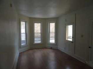 1 S Main St APT B, Stewartstown, PA 17363