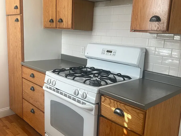 41 Beacon St — Photo 3