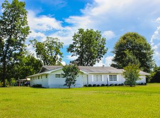 825 Old Bratt Rd, Atmore, AL 36502