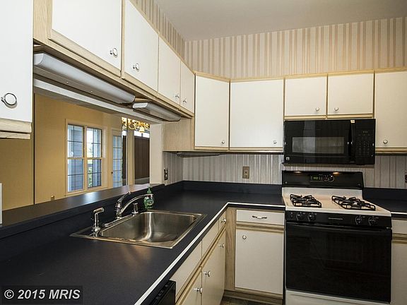 Tons of Cabinet Space in the Kitchen