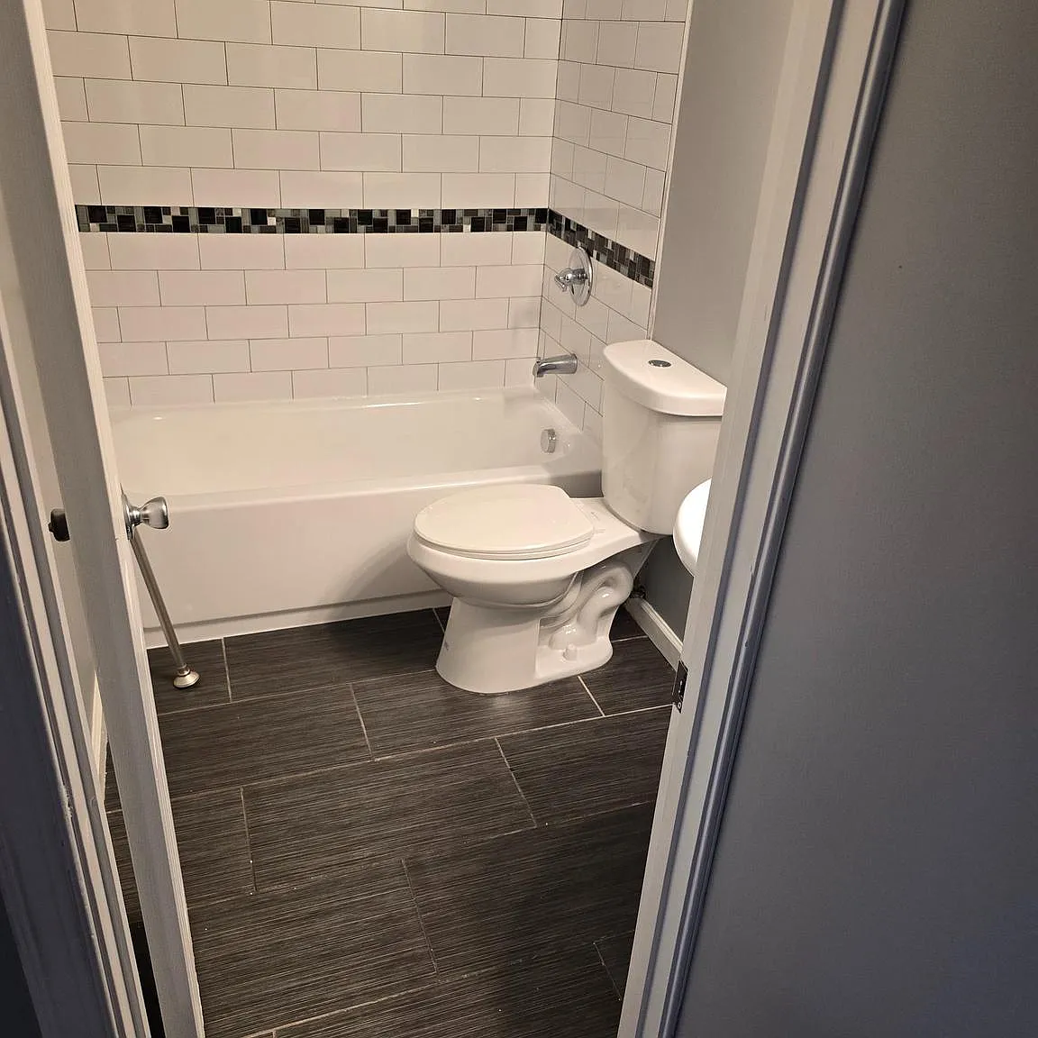 3 bed, 893 sqft, $2,750 — Photo 4