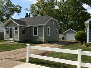 1449 Sorin St, South Bend, IN 46617