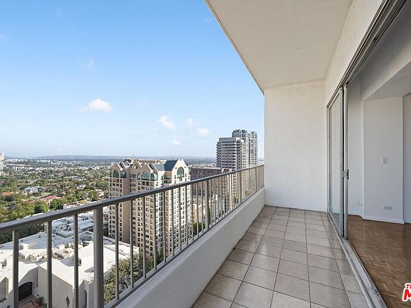 2nd image of 10501 Wilshire Blvd Unit 2003