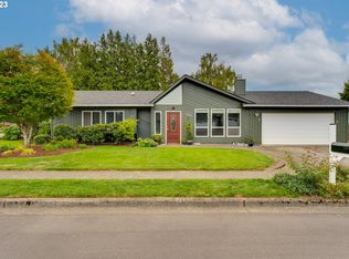 1236 SE 23rd St, Troutdale, OR 97060