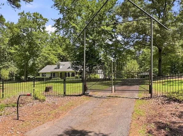 160 Caldwell Rd, Griffin, GA 30223